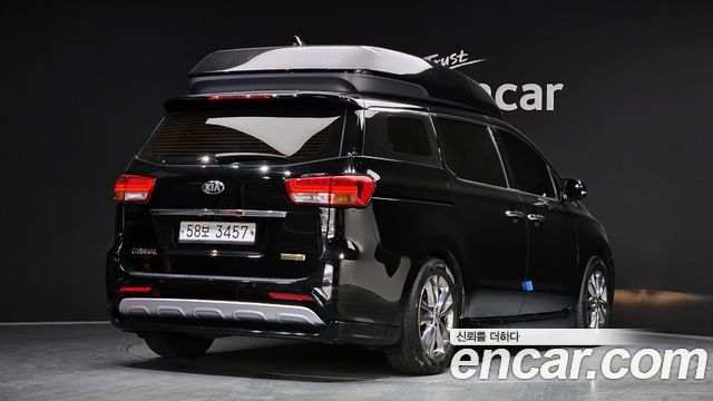 Kia Carnival 7-seater Hi-limousine President — пробег 99 933 км — фото 2 из 5