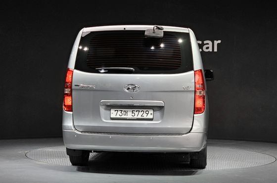 Hyundai Starex 12-Seater Wagon CVX Deluxe — пробег 202 093 км — фото 4 из 5