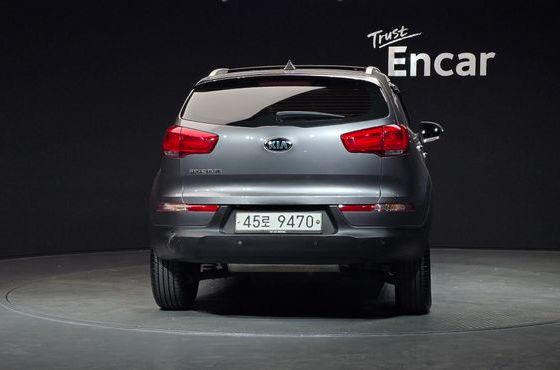 Kia Sportage Diesel 2WD Prestige — пробег 123 020 км — фото 4 из 5