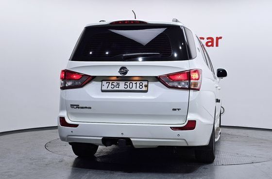 Ssangyong KORANDO 4WD GT 11-seater — пробег 126 463 км — фото 4 из 5