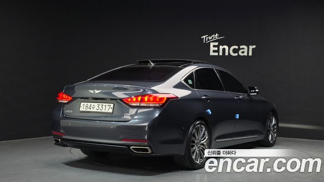 Hyundai Genesis из Кореи Encar