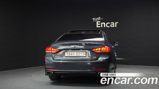 Hyundai Genesis из Кореи Encar