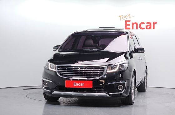 Kia Carnival Gasoline 9-seater Noblesse — пробег 173 223 км — фото 3 из 5