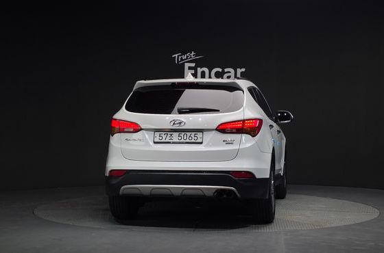 Hyundai Santafe Diesel(e-VGT) 2.0 4WD Premium — пробег 234 420 км — фото 4 из 5