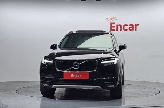 Volvo XC90 D5 Momentum — пробег 83 937 км — фото 3 из 5