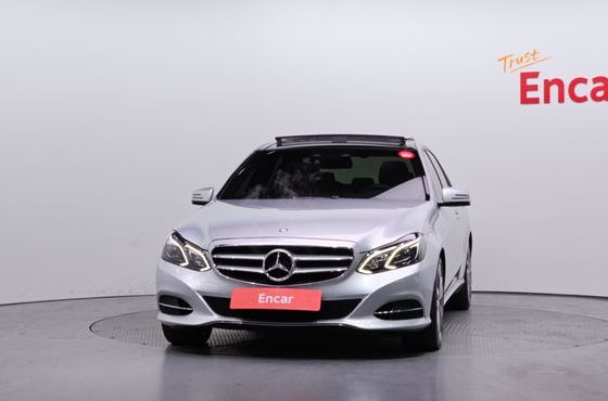 Mercedes-Benz E-Class E300 4MATIC Avantgarde — пробег 122 950 км — фото 3 из 5