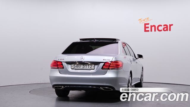 Mercedes-Benz E-Class из Кореи Encar