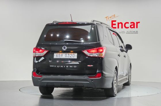 Ssangyong KORANDO 4WD Outdoor Edition 9-seater — пробег 159 100 км — фото 4 из 5
