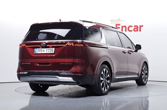 Kia Carnival 7-Seater Signature — пробег 98 045 км — фото 2 из 5