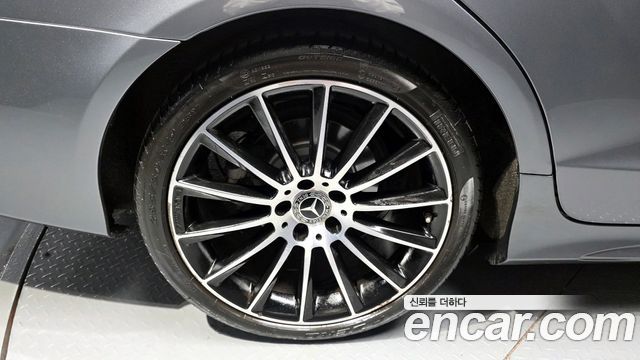 Mercedes-Benz CLS-Class из Кореи Encar