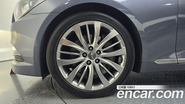Hyundai Genesis из Кореи Encar
