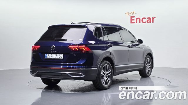 Volkswagen Tiguan 2.0 TSI Prestige — пробег 33 207 км — фото 2 из 5