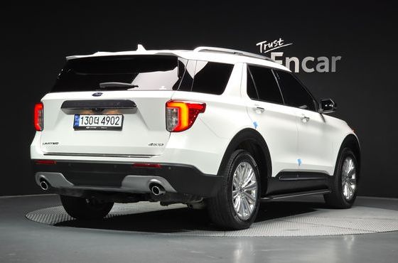 Ford Explorer 2.3 LimIted 4WD — пробег 58 252 км — фото 4 из 5
