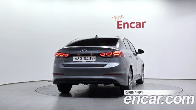 Hyundai AVANTE из Кореи Encar