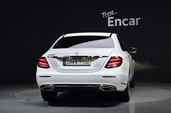 Mercedes-Benz E-Class E300 Exclusive — пробег 95 157 км — фото 4 из 5