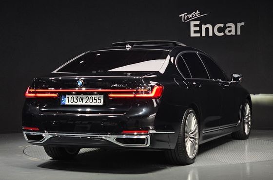 BMW 7-Series 740Li xDrive Design Pure Excellence — пробег 80 592 км — фото 3 из 5