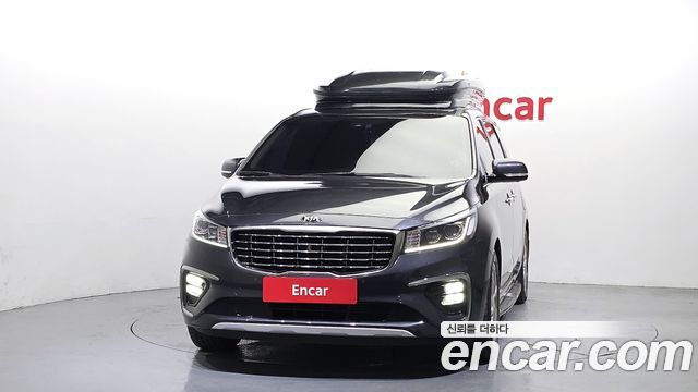 Kia Carnival 9-Seater Noblesse Special — пробег 96 329 км — фото 3 из 5