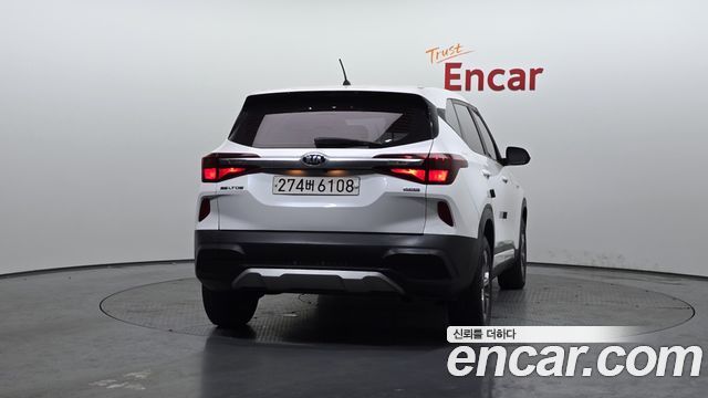 Kia Seltos из Кореи Encar