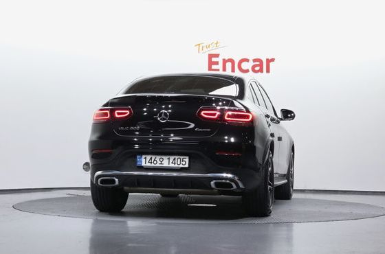 Mercedes-Benz GLC-Class GCL300 4MATIC Coupe — пробег 73 838 км — фото 4 из 5