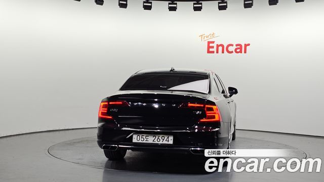 Volvo S90 из Кореи Encar