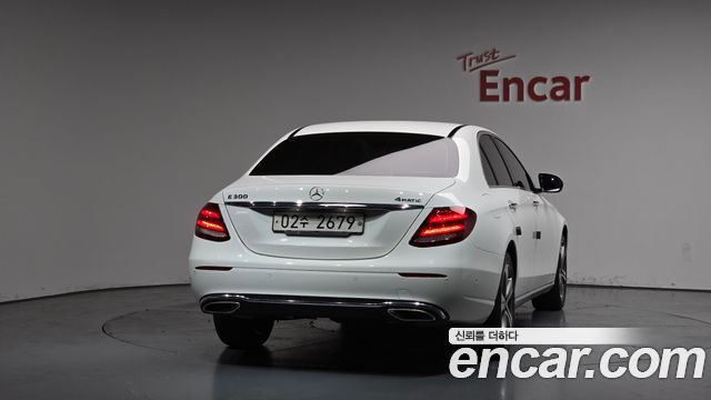 Mercedes-Benz E-Class из Кореи Encar