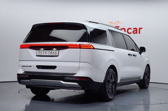 Kia Carnival 9-Seater Prestige — пробег 78 958 км — фото 2 из 5