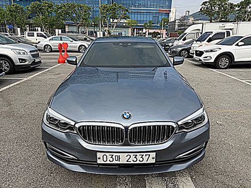 BMW 5-Series 530i Luxury Plus — пробег 101 689 км — фото 3 из 5