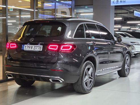 Mercedes-Benz GLC-Class GLC300e 4MATIC — пробег 94 000 км — фото 2 из 5