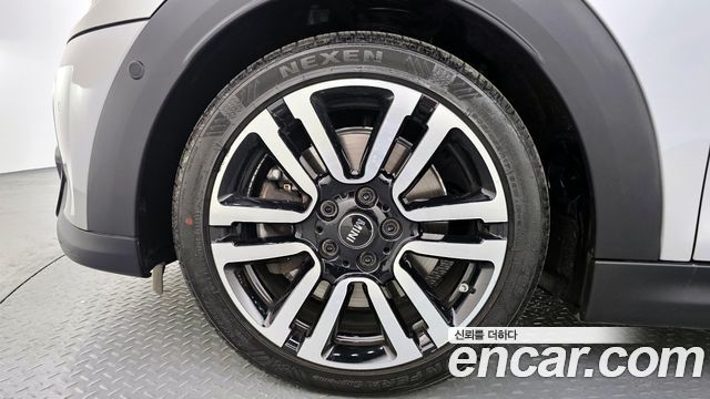 Mini Cooper Convertible из Кореи Encar