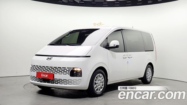 Hyundai Staria Tourer 11-Seater Modern — пробег 92 949 км — фото 1 из 5