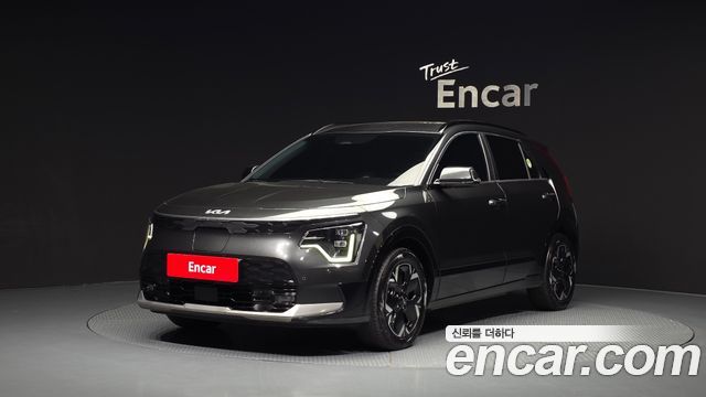 Kia Niro Earth — пробег 79 200 км — фото 1 из 5