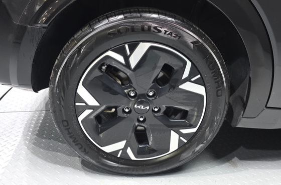 Kia Niro Earth — пробег 79 200 км — фото 5 из 5