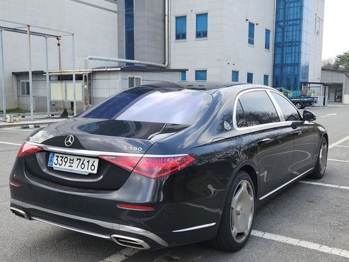Mercedes-Benz S-Class Maybach S580 4MATIC — пробег 135 000 км — фото 4 из 5