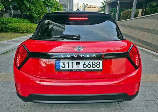 Mini Cooper 5 Door Favoured — пробег 5 470 км — фото 5 из 5