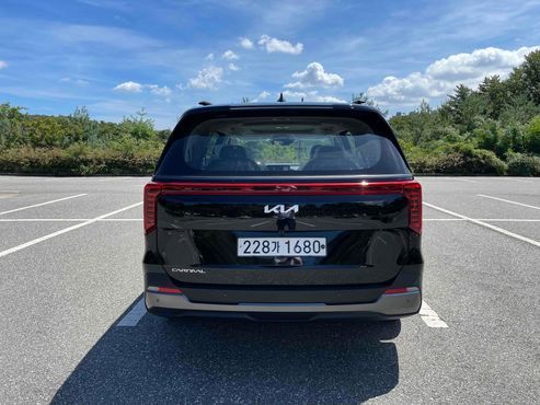 Kia Carnival 9-Seater Gravity — пробег 53 км — фото 4 из 5
