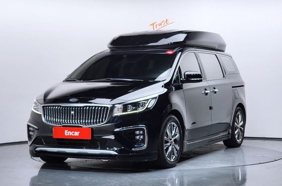 Kia Carnival 9-Seater Hi-Limousine Noblesse Special — пробег 153 917 км — фото 1 из 5