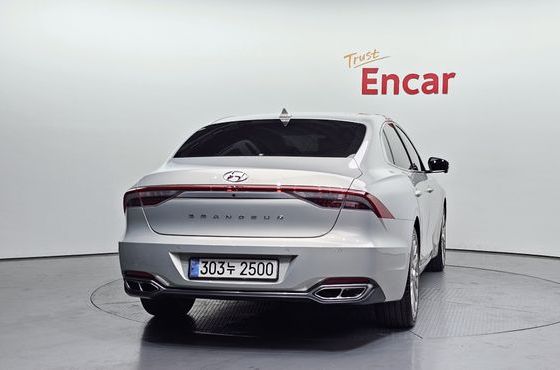 Hyundai Grandeur 2.5 Calligraphy — пробег 59 508 км — фото 4 из 5