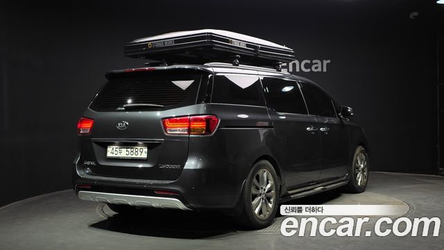 Kia Carnival из Кореи Encar