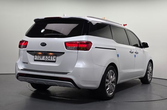 Kia Carnival 9-seater Noblesse — пробег 91 952 км — фото 2 из 5