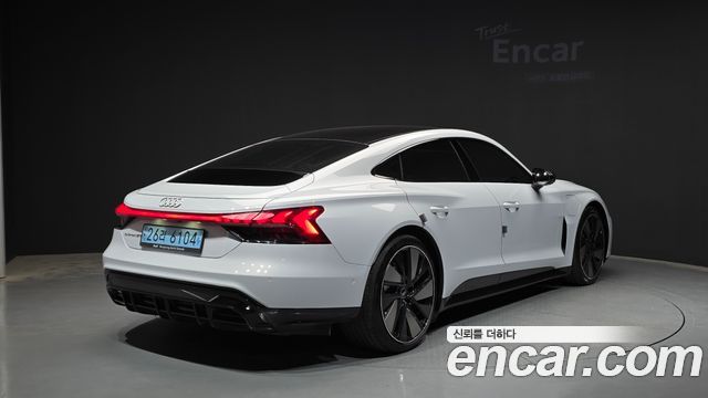 Audi e-tron GT из Кореи Encar