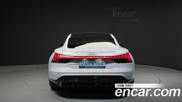 Audi e-tron GT из Кореи Encar
