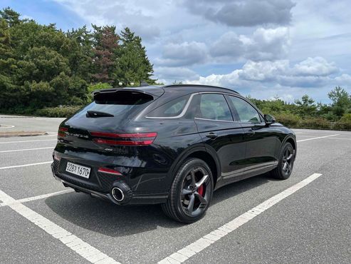 Genesis GV70 3.5T Gasoline AWD — пробег 1 500 км — фото 5 из 5