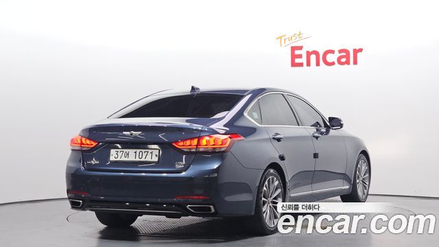 Hyundai Genesis из Кореи Encar