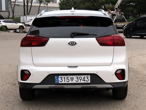 Kia Niro 1.6 HEV Prestige — пробег 59 895 км — фото 4 из 5