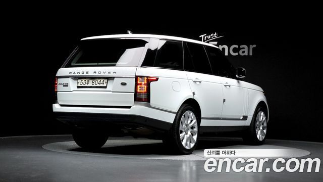 Land Rover Range Rover 5.0 SC Vogue SE — пробег 63 394 км — фото 2 из 5