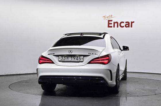 Mercedes-Benz CLA-Class CLA45 AMG 4MATIC — пробег 132 684 км — фото 4 из 5