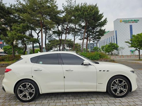 Maserati Levante 3.0 AWD GranSport — пробег 158 070 км — фото 4 из 5