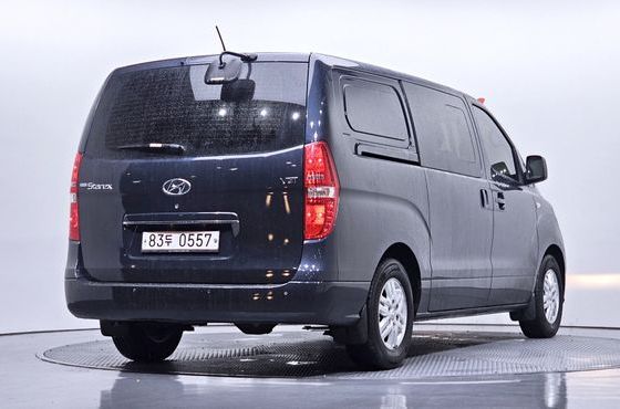 Hyundai Starex Van 5-Seater Smart — пробег 119 359 км — фото 2 из 5