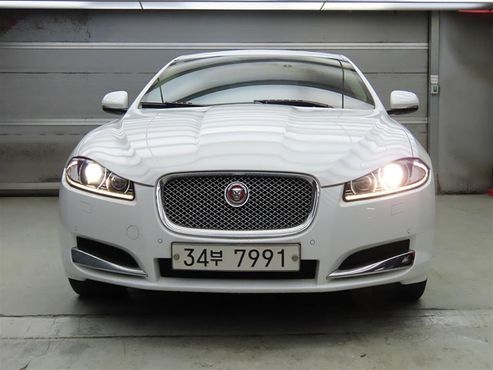Jaguar XF 2.0 Luxury X250 — пробег 104 998 км — фото 2 из 5
