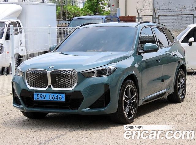 BMW iX1 из Кореи Encar